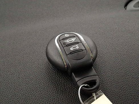 Used 2023 MINI Cooper S image 21