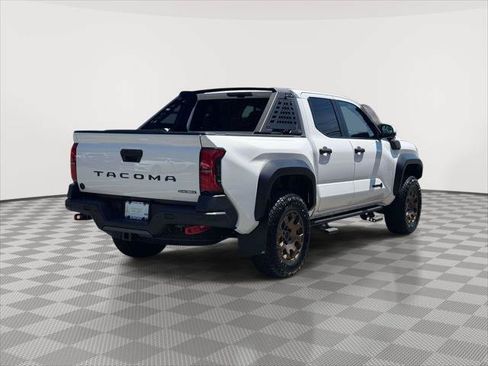 Used 2025 Toyota Tacoma 4x4 Double Cab Hybrid w/ Tow Tech Package image 7