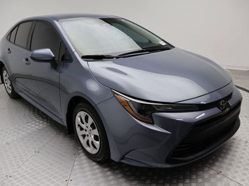 Certified 2025 Toyota Corolla LE image 6