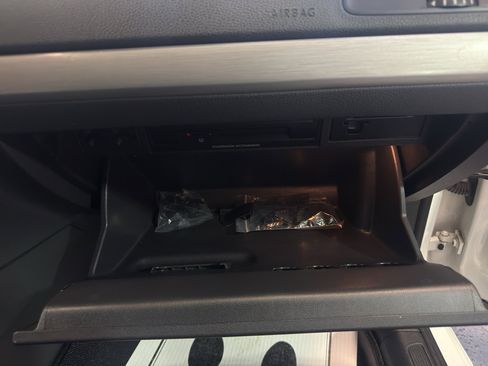 Used 2017 Volkswagen Golf Wolfsburg Edition image 22