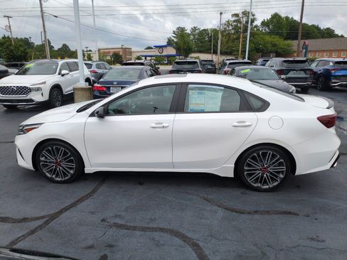Used 2023 Kia Forte GT w/ GT2 Package FWD image 4