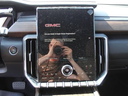 New 2026 GMC Acadia Denali Ultimate image 14