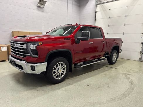 Used 2024 Chevrolet Silverado 3500 LTZ w/ LTZ Premium Package AWD/4WD image 9