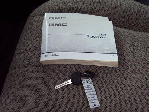 Used 2012 GMC Savana 1500 AWD image 21