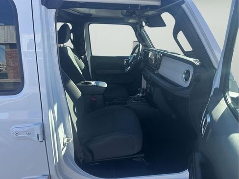 Used 2024 Jeep Wrangler Sahara image 42