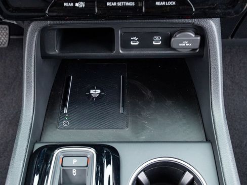 New 2026 Honda Pilot Touring image 23