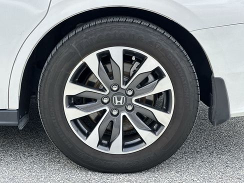 Used 2023 Honda Odyssey EX-L image 12