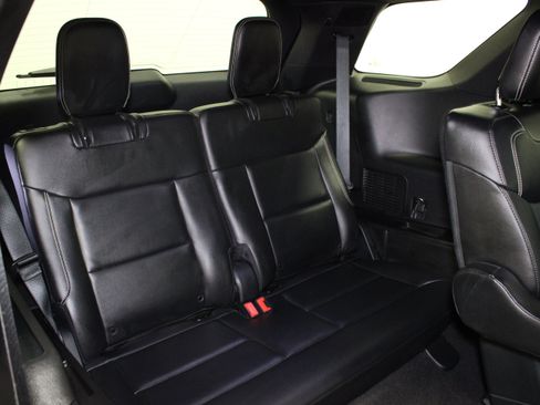 Used 2020 Ford Explorer ST AWD/4WD image 19