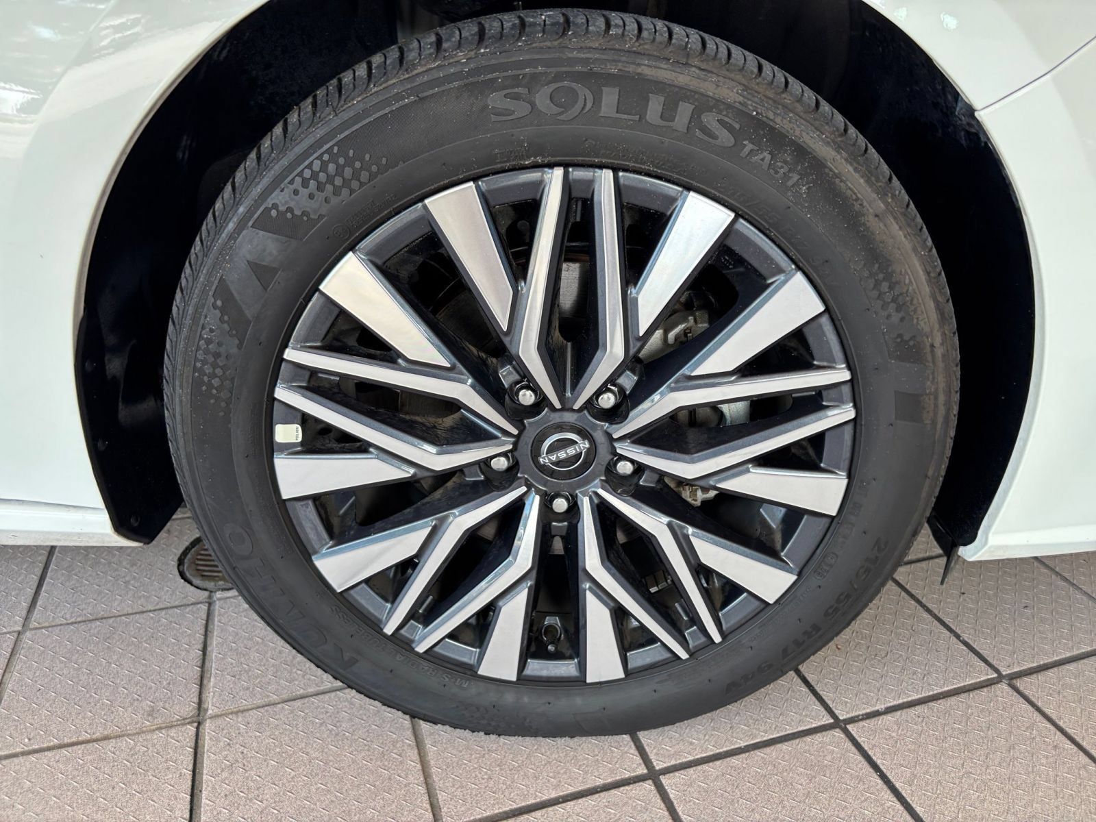 Used 2026 Nissan Altima 2.5 SV FWD image 29