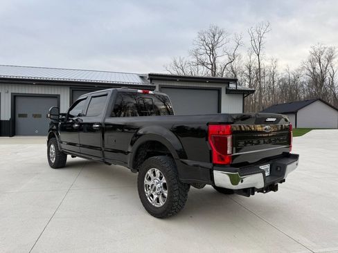 Used 2020 Ford F350 Lariat w/ Chrome Package image 8