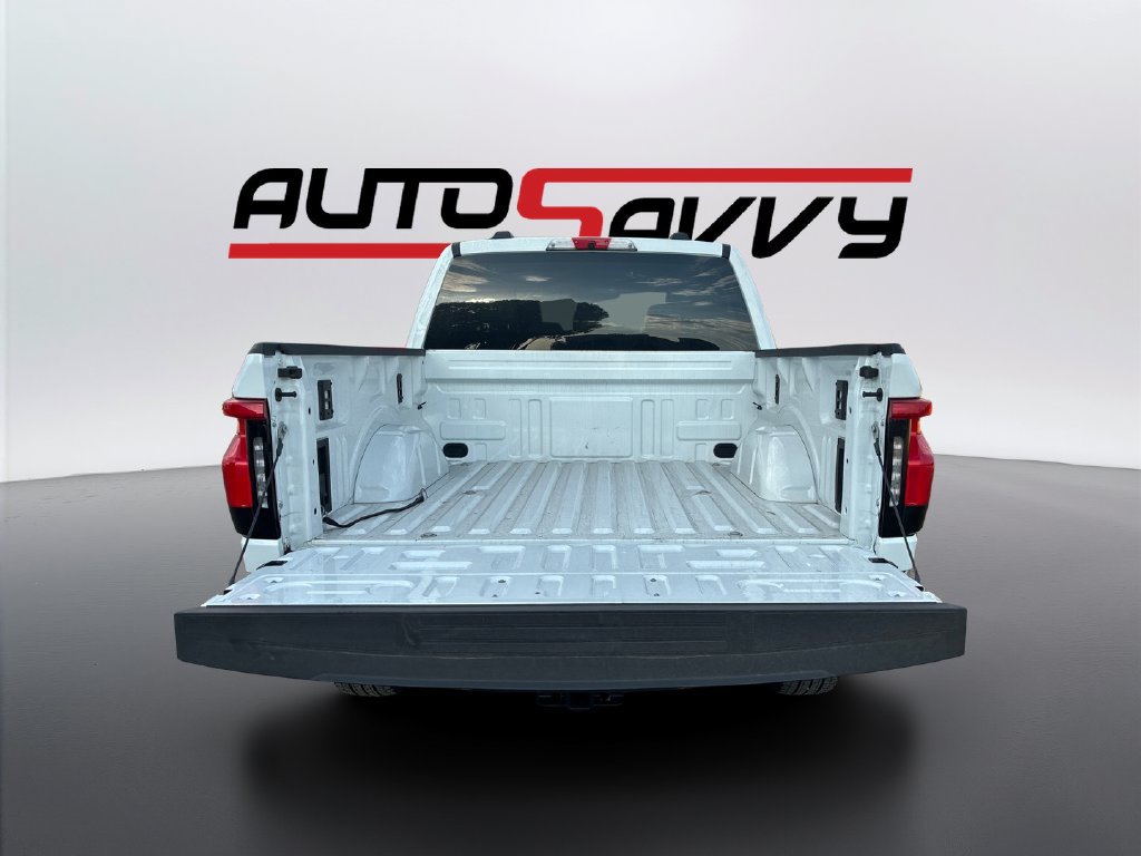 Used 2025 Ford F150 Lightning XLT AWD/4WD image 18