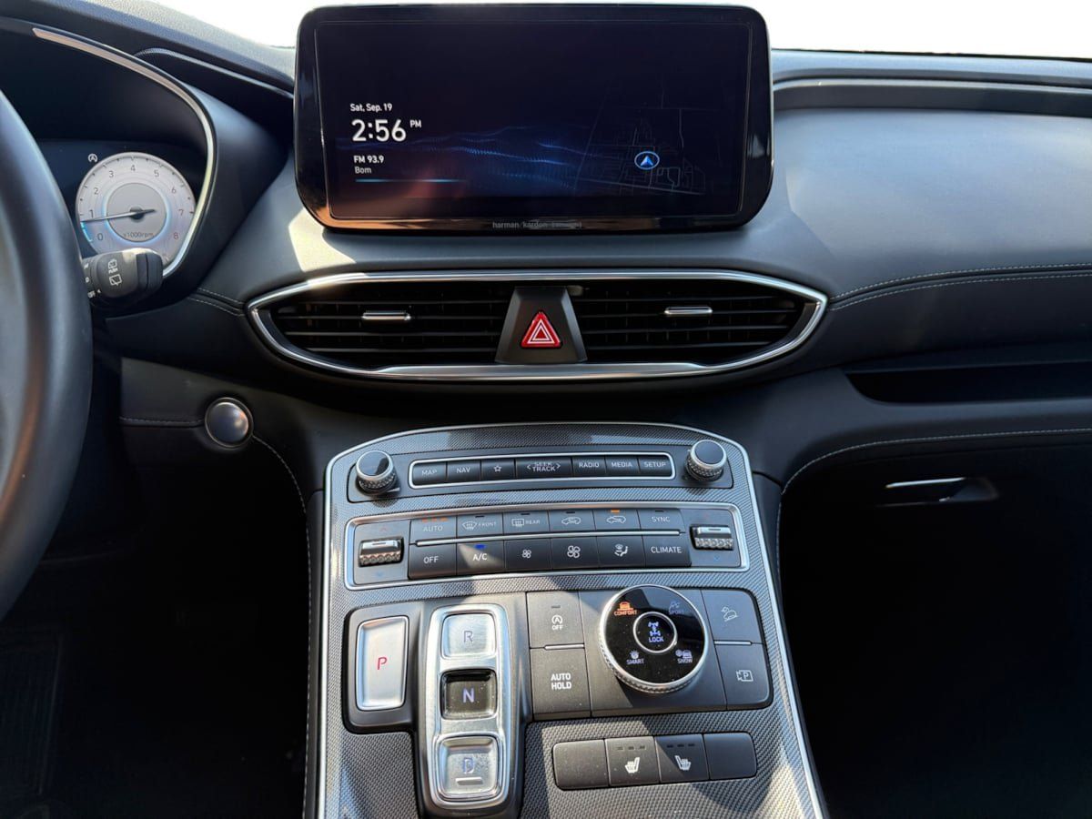 Used 2023 Hyundai Santa Fe SEL w/ Premium Package AWD/4WD image 12