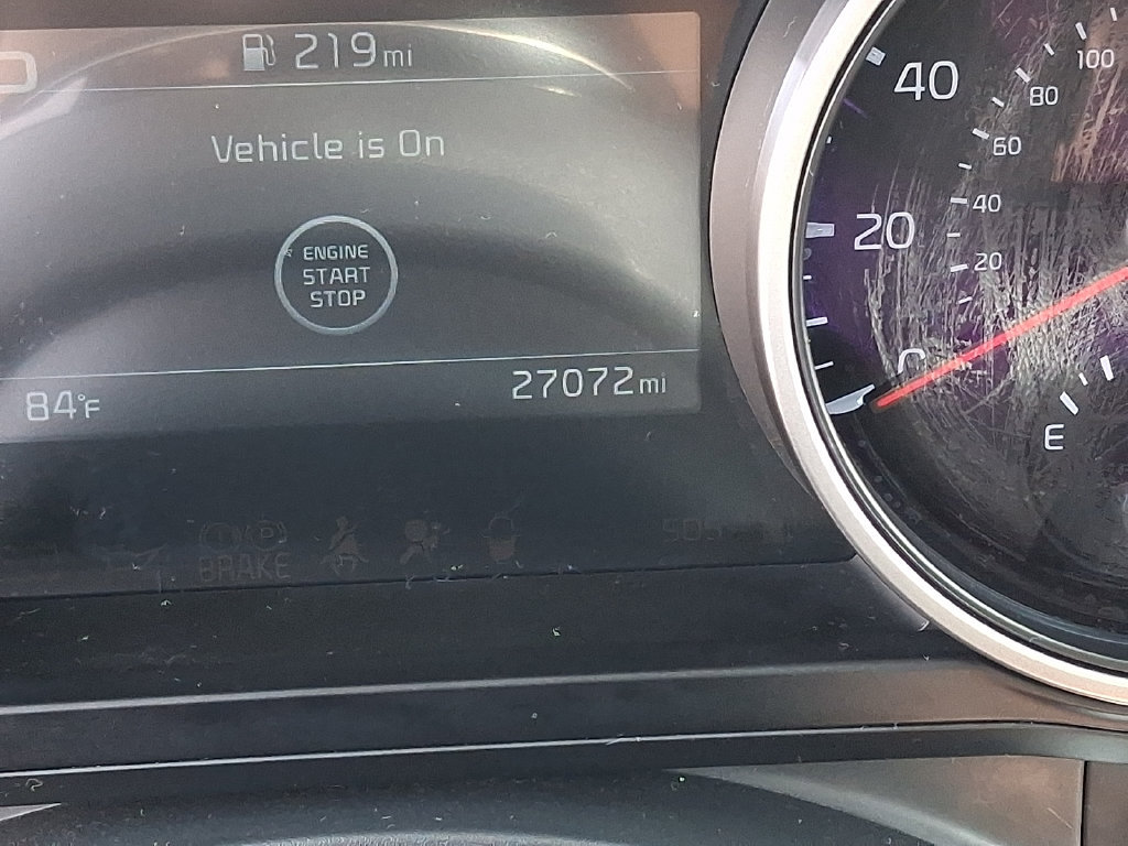 Used 2024 Kia Carnival LX FWD image 20
