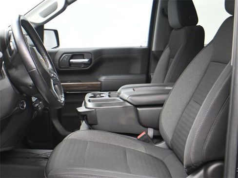 Used 2020 Chevrolet Silverado 1500 LT w/ Convenience Package image 9