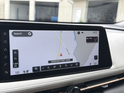 Used 2023 Nissan Ariya FWD image 5