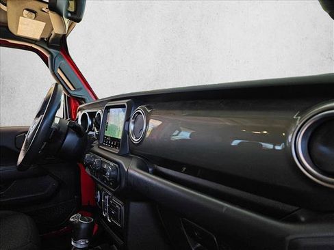 Used 2020 Jeep Gladiator Overland image 24