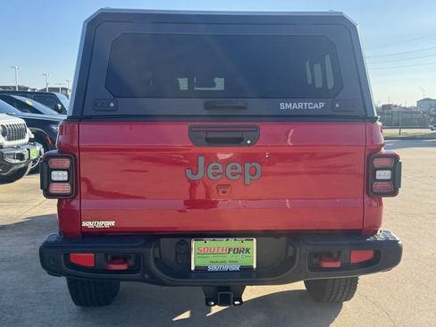 Used 2020 Jeep Gladiator Rubicon image 5