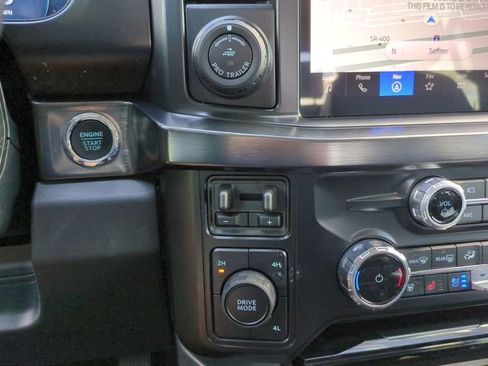 New 2026 Ford F250 Lariat w/ Black Appearance Package AWD/4WD image 29