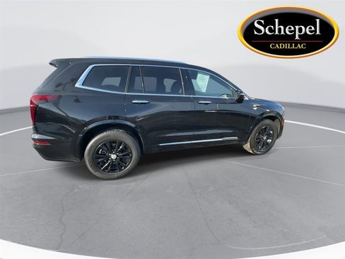 Certified 2024 Cadillac XT6 Luxury AWD/4WD image 9