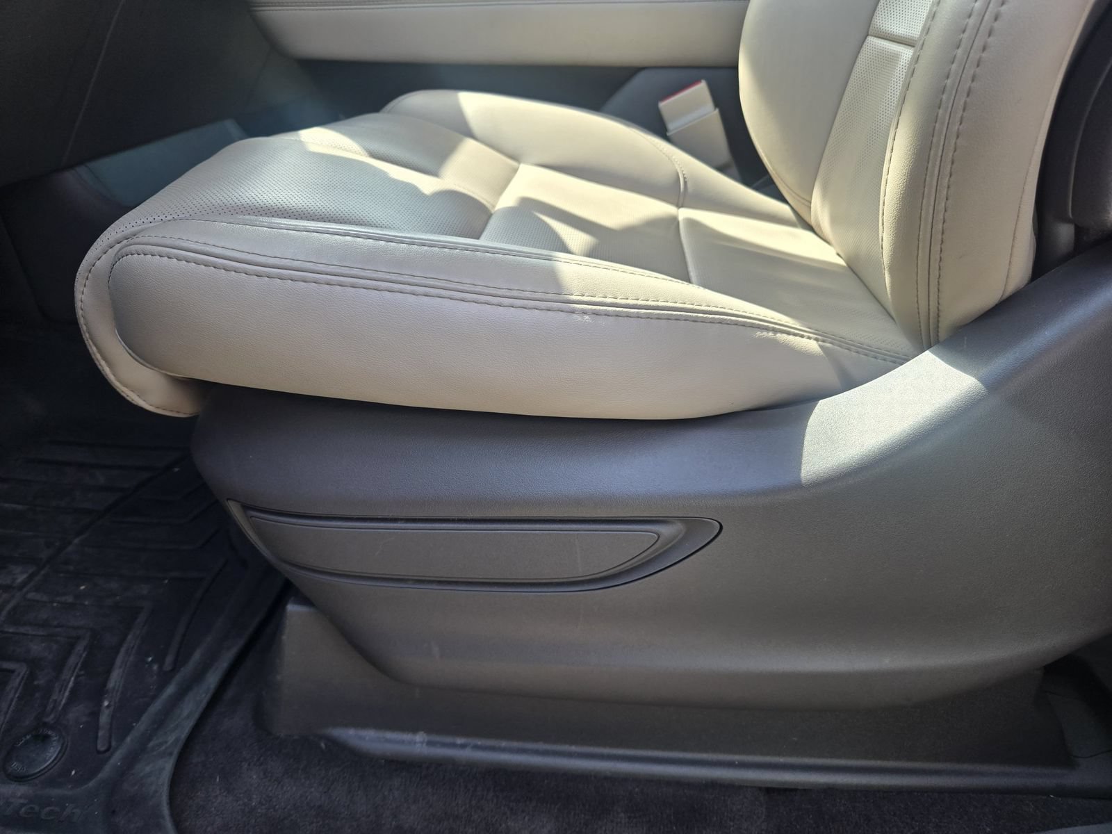 Used 2023 Lincoln Navigator 2WD image 26