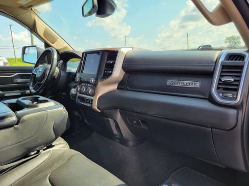Used 2020 RAM 1500 Laramie AWD/4WD image 30