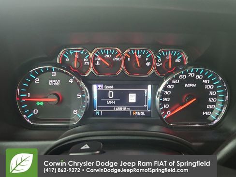 Used 2017 Chevrolet Suburban LT image 23