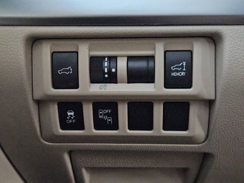 Used 2016 Subaru Outback 2.5i Limited image 22