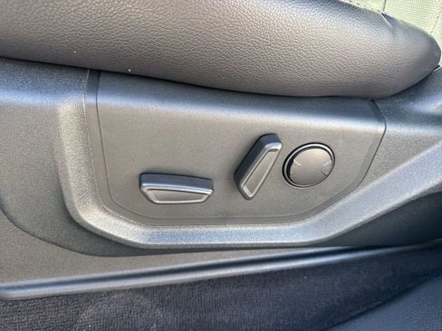 Used 2020 Ford F150 Lariat w/ Equipment Group 502A Luxury image 21