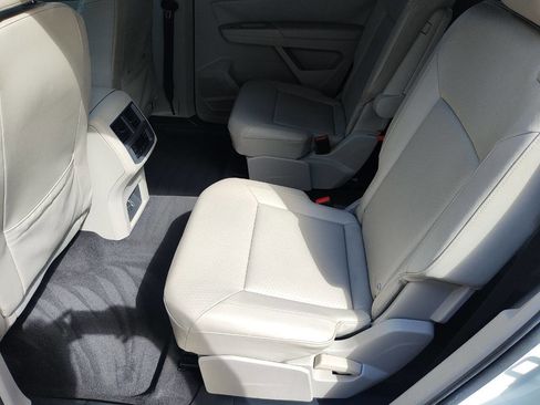 Used 2018 Volkswagen Atlas SE image 26