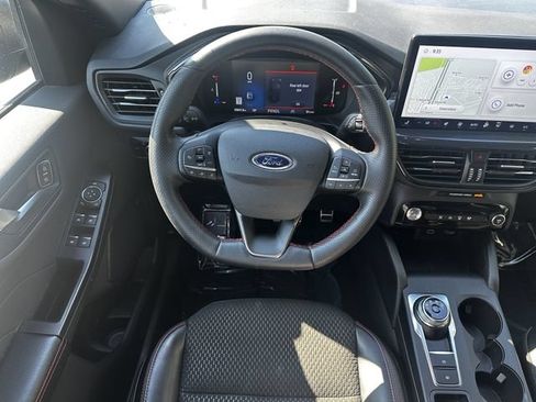 Certified 2024 Ford Escape ST-Line w/ Tech Pack #1 AWD/4WD image 14