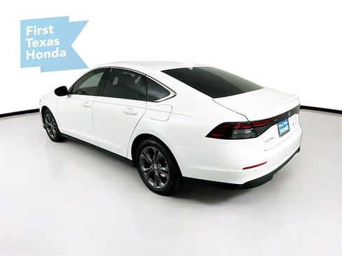 Certified 2025 Honda Accord EX-L image 5