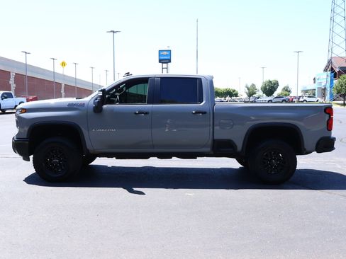 Used 2025 Chevrolet Silverado 2500 ZR2 AWD/4WD image 35
