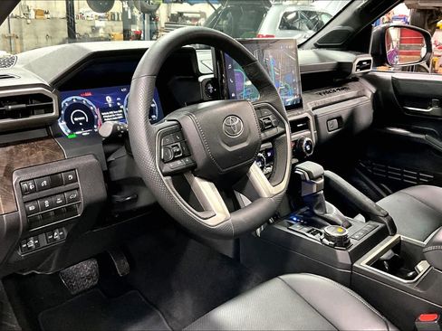 Certified 2025 Toyota Tacoma Limited image 16