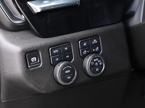 Used 2024 Chevrolet Silverado 1500 RST image 32