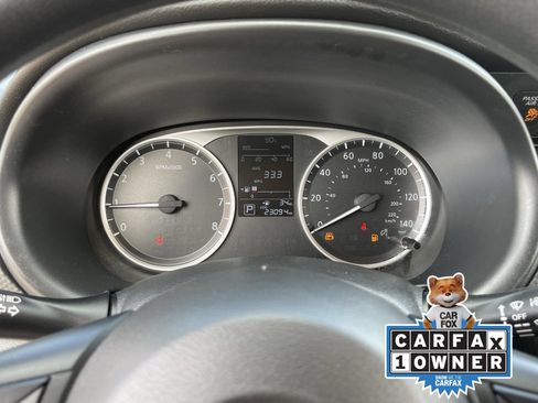 Used 2024 Nissan Kicks S FWD image 32