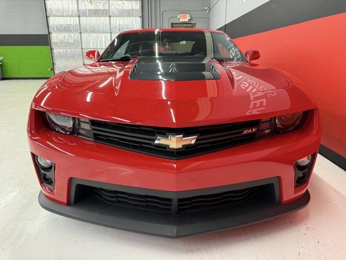 Used 2015 Chevrolet Camaro ZL1 RWD image 37