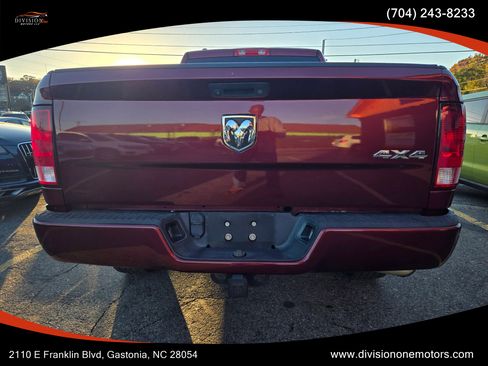 Used 2018 RAM 1500 Express w/ Express Value Package image 5