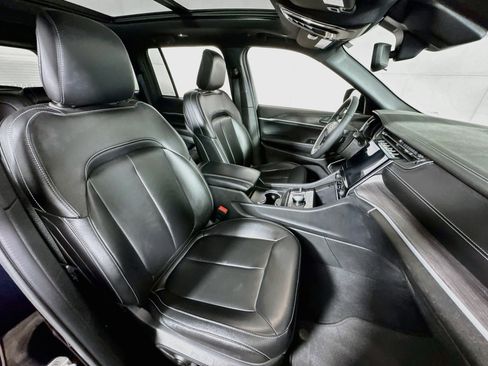 Used 2024 Jeep Grand Cherokee Limited 4xe image 27