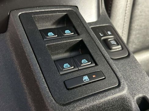 Used 2024 Ford Bronco Black Diamond AWD/4WD image 21