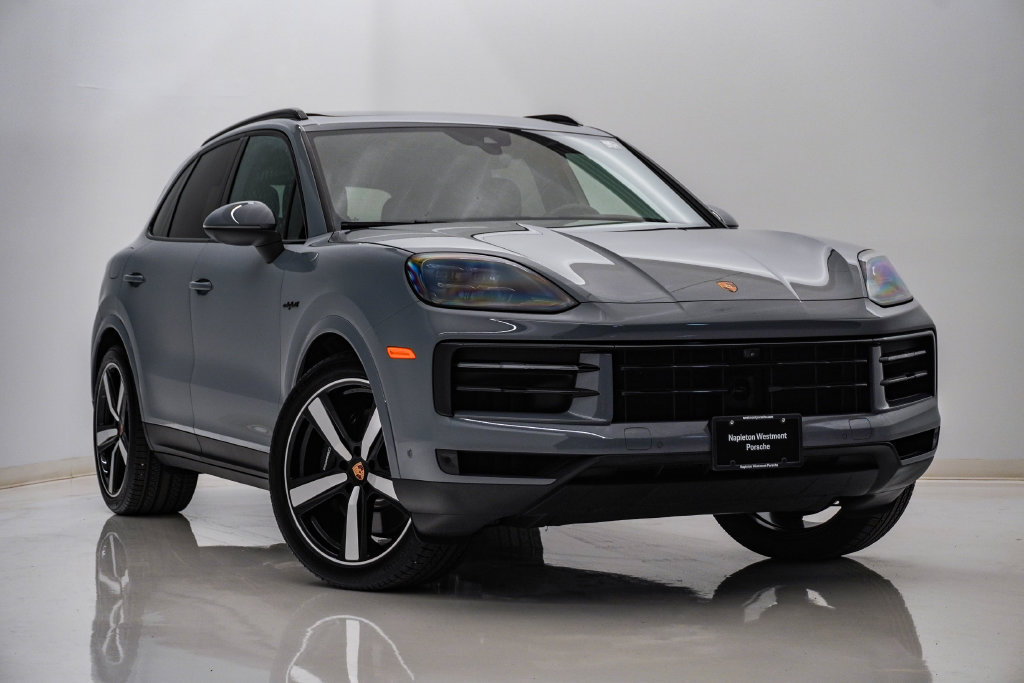 Certified 2026 Porsche Cayenne E-Hybrid AWD/4WD image 8