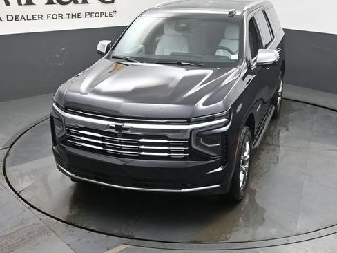 New 2026 Chevrolet Tahoe Premier w/ Sun And Tow Package AWD/4WD image 25