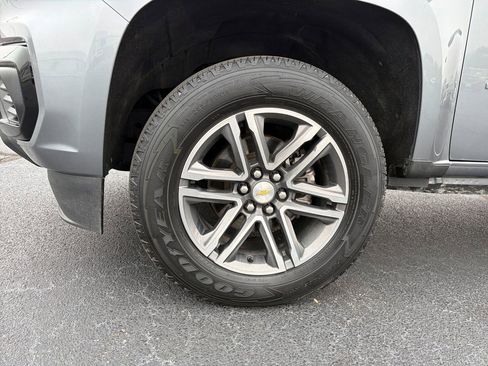 Used 2021 Chevrolet Colorado W/T w/ Custom Special Edition image 28