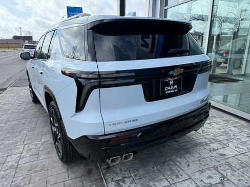 New 2026 Chevrolet Traverse High Country w/ LPO, Floor Liner Package image 2