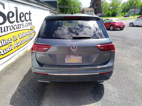 Used 2019 Volkswagen Tiguan SEL Premium AWD/4WD image 6