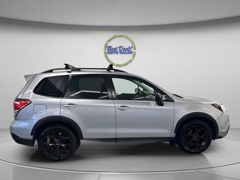 Used 2018 Subaru Forester 2.5i Premium AWD/4WD image 6