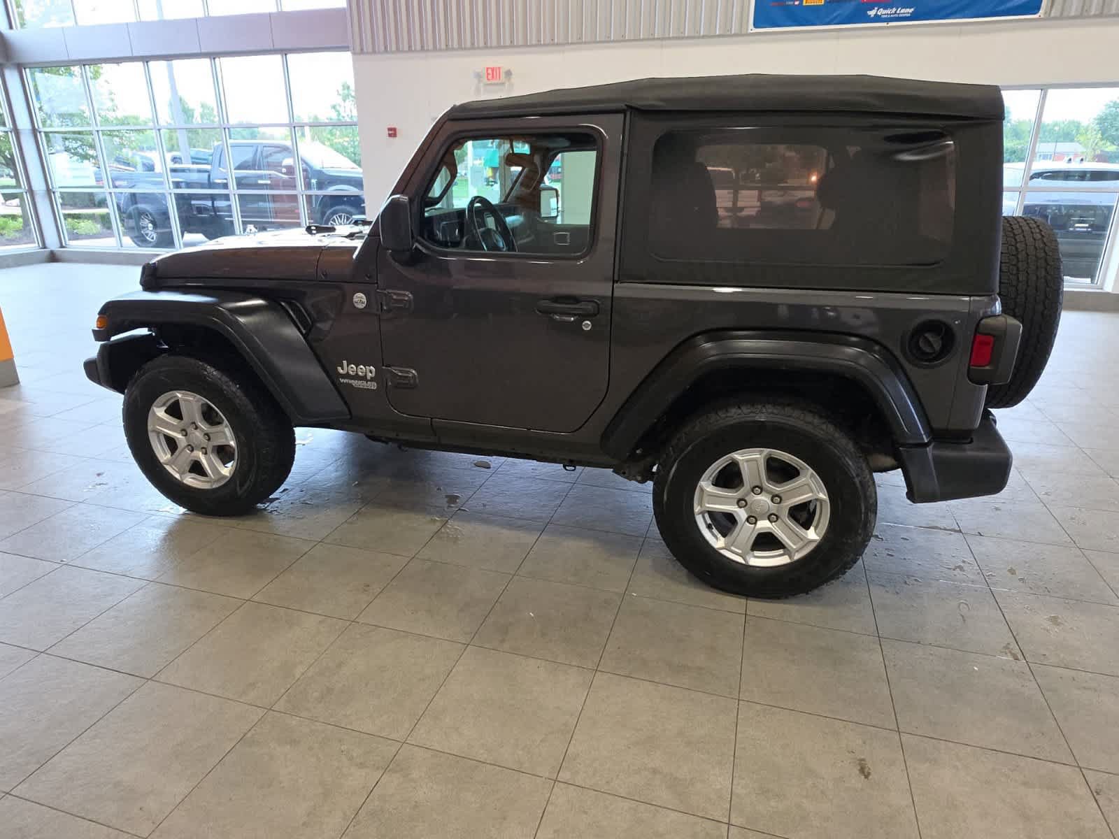 Used 2020 Jeep Wrangler Sport AWD/4WD image 14