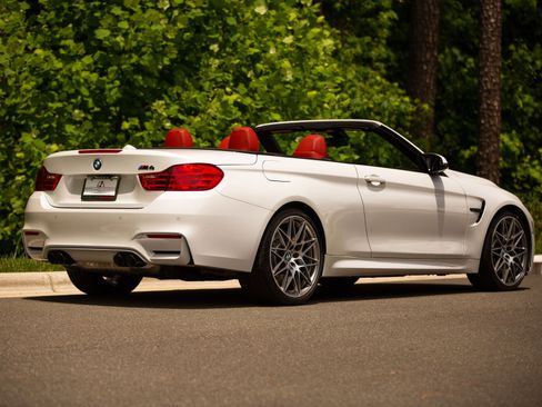 Used 2017 BMW M4 Convertible w/ Competition Package RWD image 2