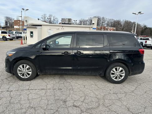 Used 2016 Kia Sedona LX w/ Option Group 020 image 4