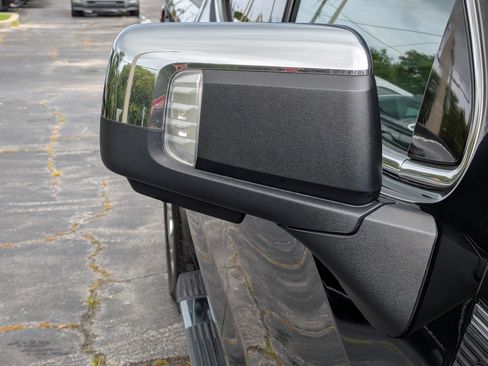 Certified 2021 GMC Sierra 1500 Denali w/ Technology Package AWD/4WD image 11