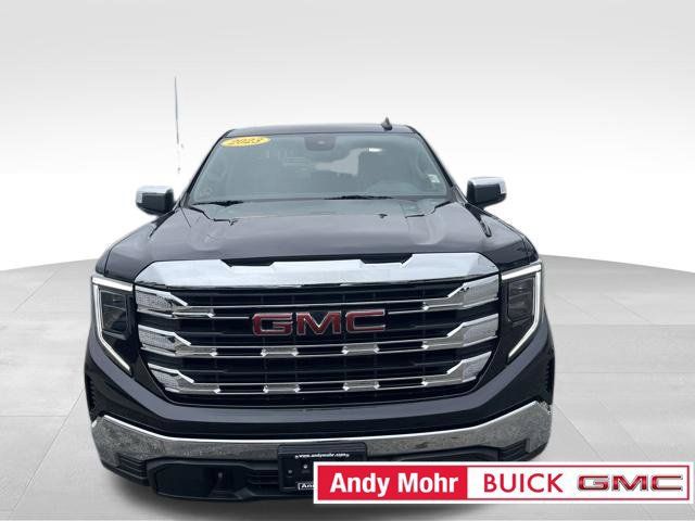Used 2023 GMC Sierra 1500 SLE AWD/4WD image 5